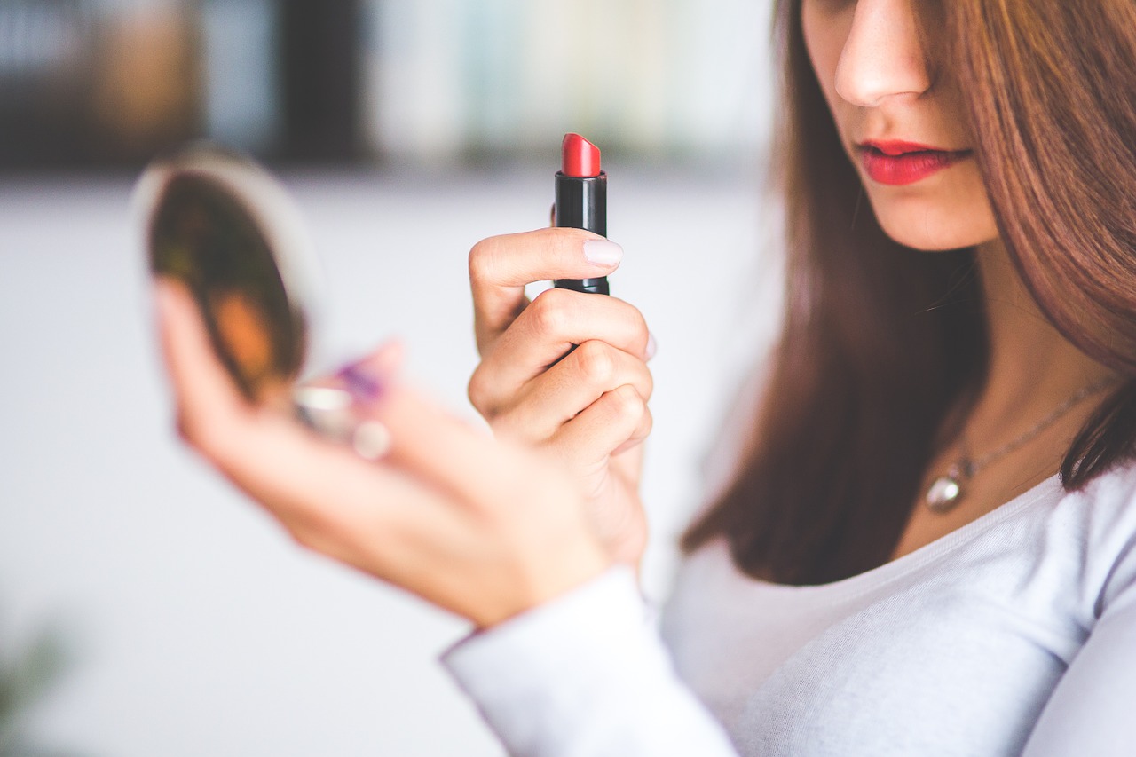 Silicones, huiles minérales and co : décryptage par les Laboratoires Bimont Silicones, huiles minérales and co : décryptage